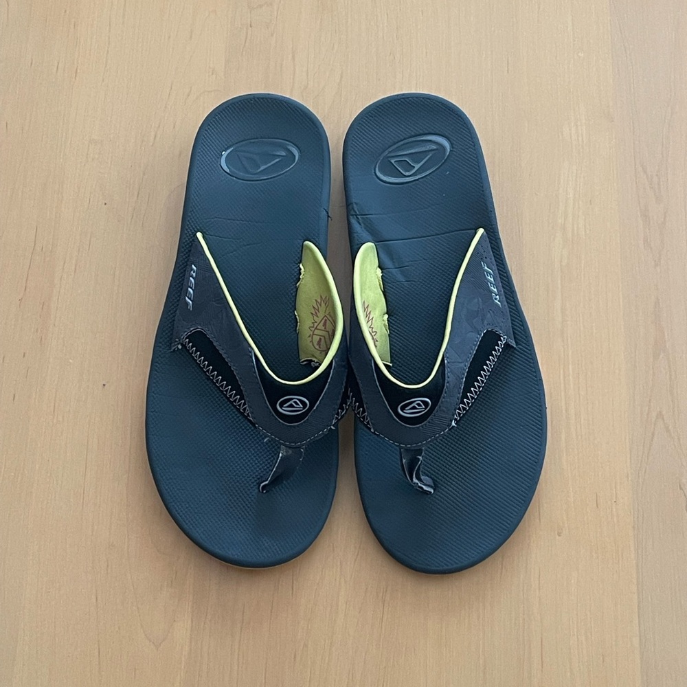 REEF SANDALS